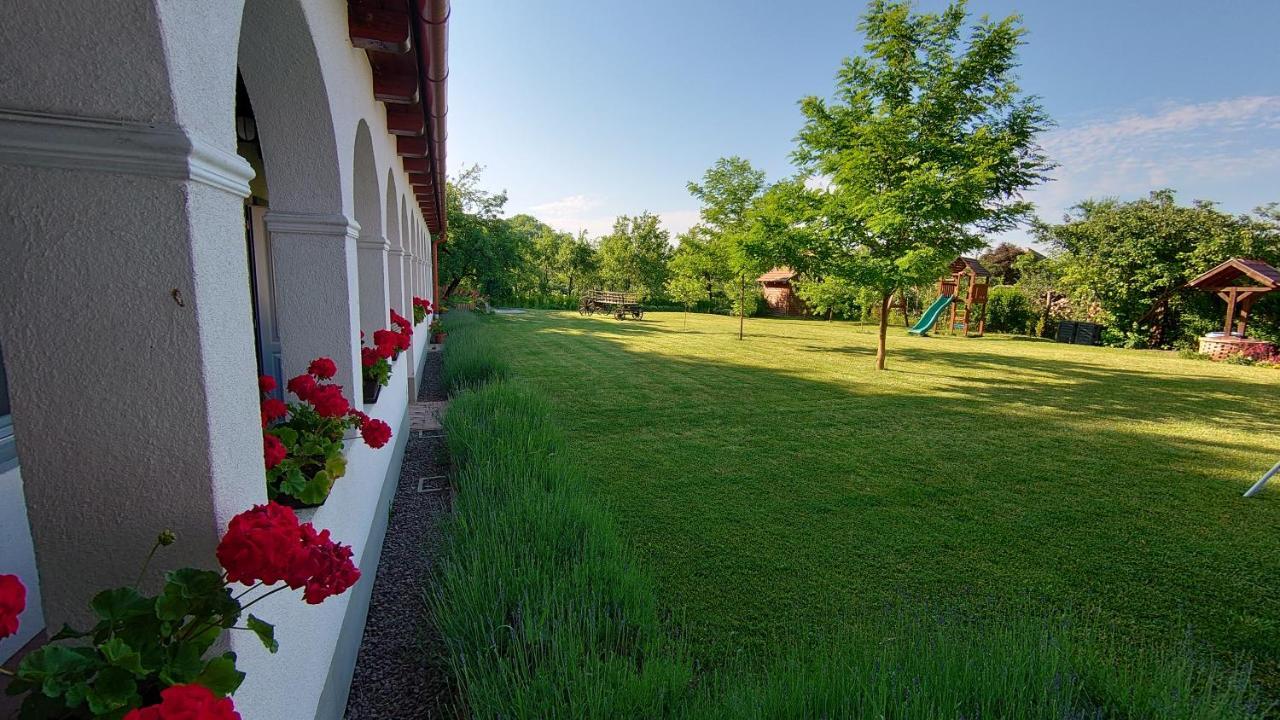 Hotel Bakta Haz Egerbakta Exterior foto