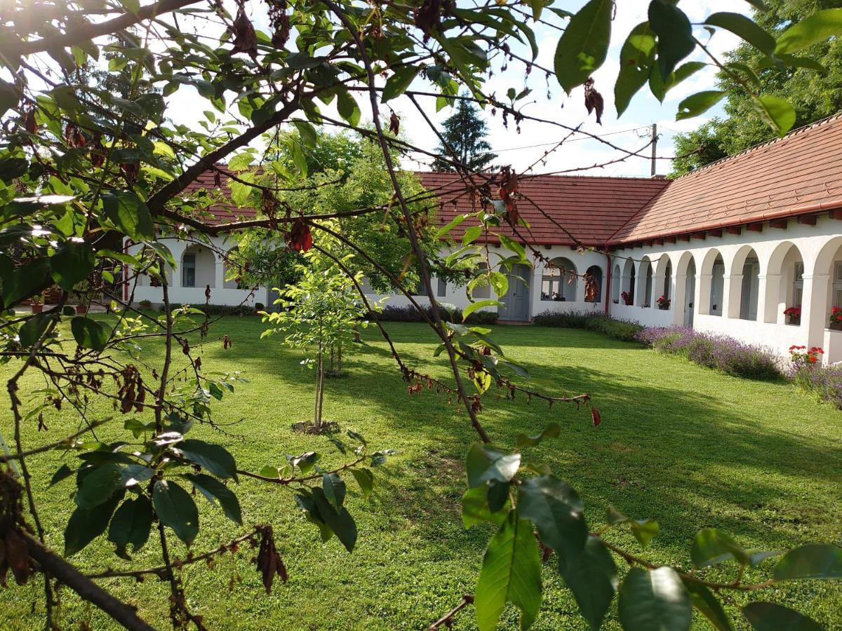 Hotel Bakta Haz Egerbakta Exterior foto