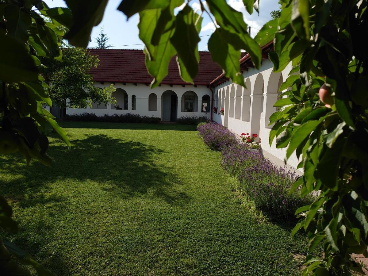 Hotel Bakta Haz Egerbakta Exterior foto